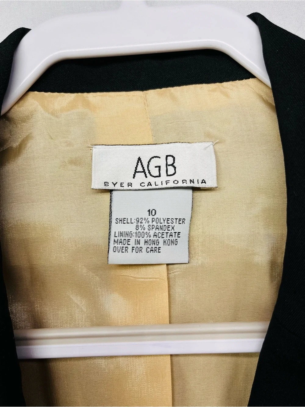 AGB Black Single-Button Tailored Women's Blazer with Pale Yellow Lining